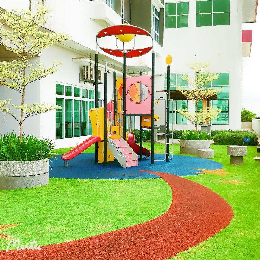 Twin Galaxy By Greatday Apartment Johor Bahru Exterior photo